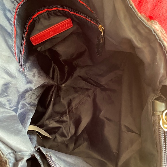 Black Tommy Hilfiger Tote - Picture 5 of 10